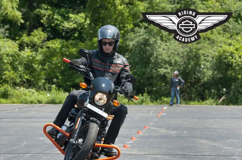 RIDER TRAINING GRADUATES 6.59% APR OFFER ON NEW MOTORCYCLES